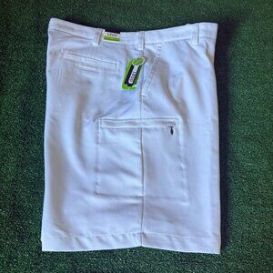 Izod Performance Active Waistband White Flat Front Golf Shorts Pants Size 42 NWT